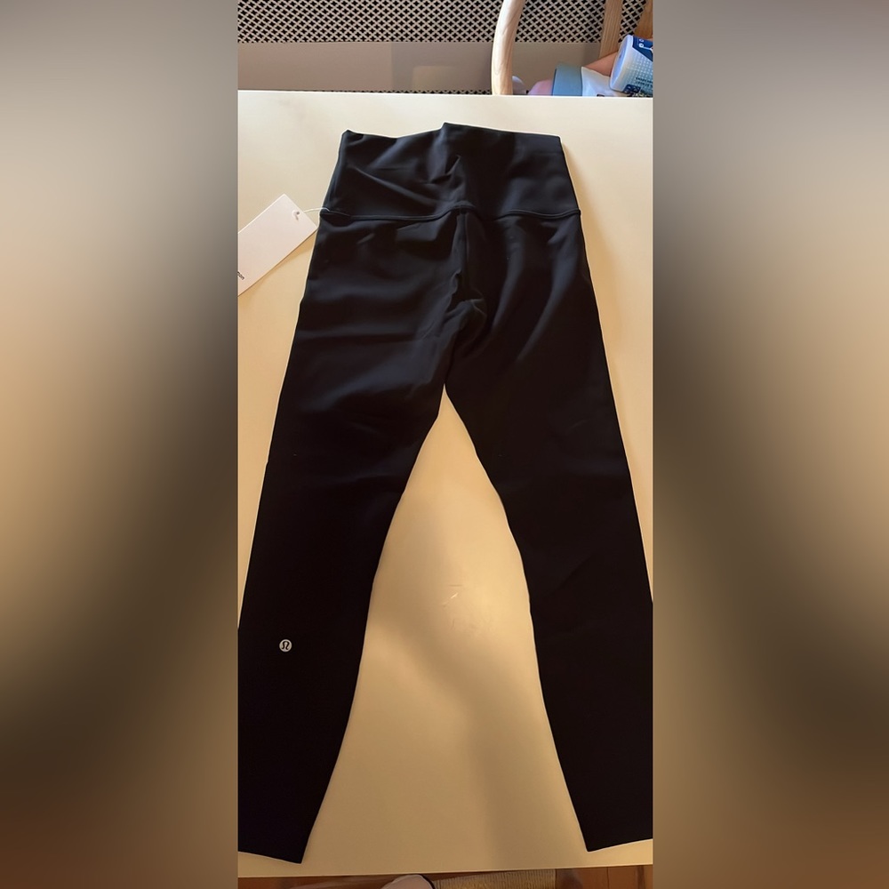 Lululemon Wunder Train Legging, Size 6, NWT